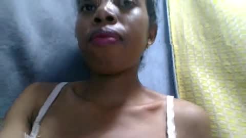 Snapshot of prisca880319 chatting on April 16, 2026, 4:02 am prisca880319 online show from April 16, 2026, 4:02 am