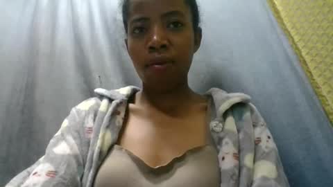 Snapshot of prisca880319 chatting on May 30, 2026, 8:00 am prisca880319 online show from May 30, 2026, 8:00 am
