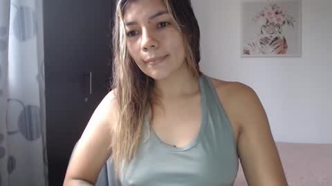 Snapshot of priscila_black chatting on March 7, 2025, 9:59 pm Marcela online show from March 7, 2025, 9:59 pm