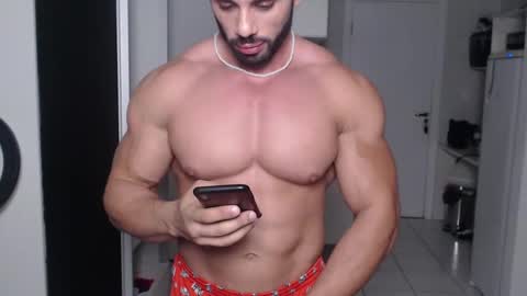 promuscles4u online show from December 13, 2024, 11:06 pm