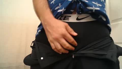 Snapshot of proseccopapi23 chatting on February 17, 2025, 3:47 am proseccopapi23 online show from February 17, 2025, 3:47 am