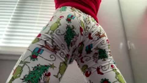 prtty2345 online show from March 12, 2026, 3:40 pm