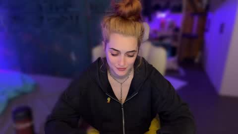 Queen of Pain online show from May 16, 2026, 8:07 pm