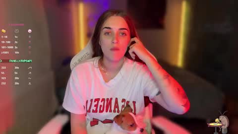 Queen of Pain online show from November 12, 2025, 11:58 pm