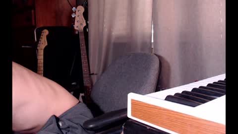 Snapshot of psilocipher chatting on December 23, 2024, 4:28 pm Sk8wave online show from December 23, 2024, 4:28 pm