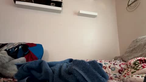 Snapshot of psilocipher chatting on February 11, 2025, 1:20 am Sk8wave online show from February 11, 2025, 1:20 am