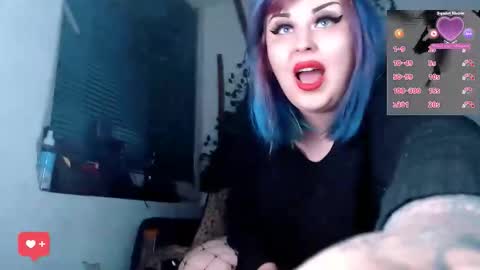 Snapshot of psychobitch69 chatting on October 19, 2025, 8:09 pm OlivePsy online show from October 19, 2025, 8:09 pm