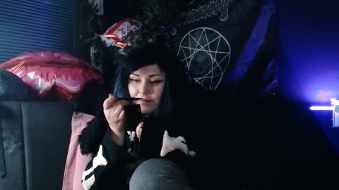 Snapshot of psychobitch69 chatting on February 22, 2026, 3:40 am OlivePsy online show from February 22, 2026, 3:40 am