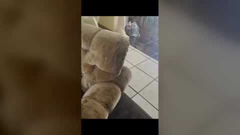 Snapshot of ptaslave chatting on February 8, 2026, 7:01 am PtaSlave online show from February 8, 2026, 7:01 am