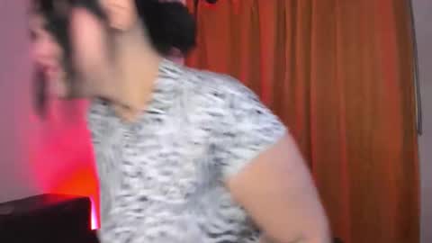 puca_and_garu online show from February 18, 2026, 4:19 am