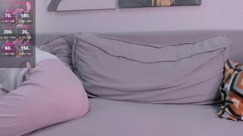 Snapshot of puddingpantie chatting on March 22, 2026, 8:40 am puddingpantie online show from March 22, 2026, 8:40 am