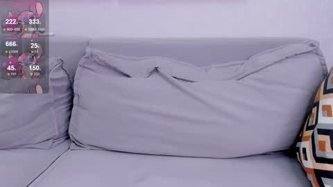 Snapshot of puddingpantie chatting on March 25, 2026, 2:34 pm puddingpantie online show from March 25, 2026, 2:34 pm