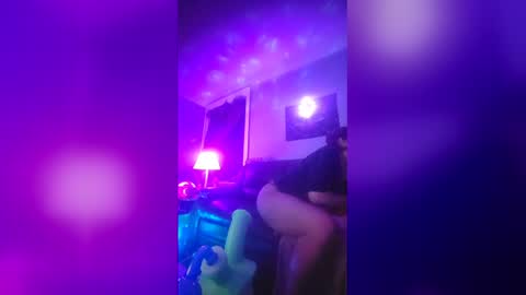 puddled_wonderland online show from February 9, 2026, 3:43 am