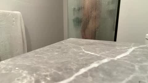 Snapshot of puffiest chatting on December 21, 2025, 8:54 am puffiest online show from December 21, 2025, 8:54 am