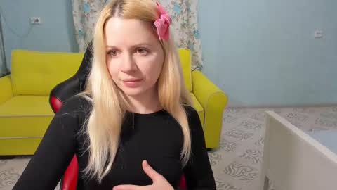 Snapshot of puma4ka chatting on March 12, 2025, 12:26 pm Victoria online show from March 12, 2025, 12:26 pm