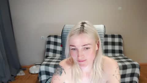 Snapshot of puma_ma chatting on May 23, 2026, 4:00 pm Polly online show from May 23, 2026, 4:00 pm