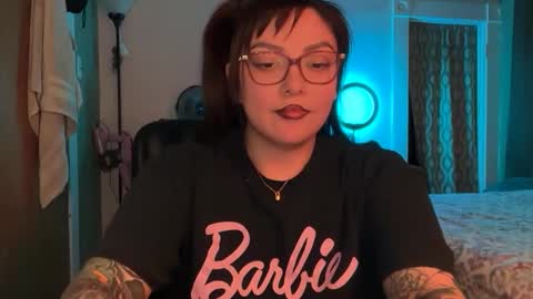 Pumpkin bunny online show from November 25, 2025, 1:49 am