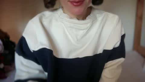 Snapshot of pumpkin_xo chatting on November 21, 2025, 2:27 pm Madison Oak online show from November 21, 2025, 2:27 pm