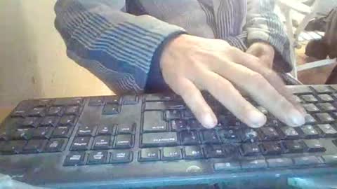 pup_y online show from February 1, 2026, 8:24 am