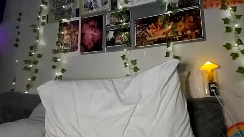 Rhys online show from February 17, 2025, 4:53 am