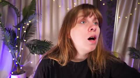 Snapshot of pure_dirt chatting on October 5, 2025, 5:39 am constant schedule Wednesday Friday Saturday Sunday The Rosemarie online show from October 5, 2025, 5:39 am