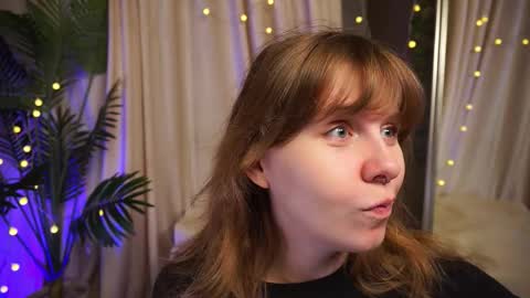 Snapshot of pure_dirt chatting on October 18, 2025, 5:43 am constant schedule Wednesday Friday Saturday Sunday The Rosemarie online show from October 18, 2025, 5:43 am