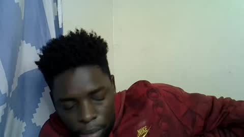 Pureblack  online show from November 16, 2025, 8:36 pm