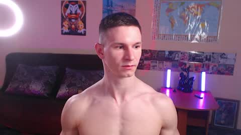 Snapshot of puremenshape chatting on April 13, 2026, 7:25 am puremenshape online show from April 13, 2026, 7:25 am