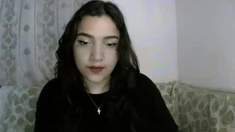 Lizzy online show from December 20, 2025, 7:48 am