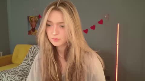 Bella online show from February 18, 2026, 5:36 am