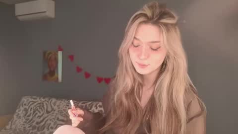 Bella online show from March 27, 2026, 5:46 am