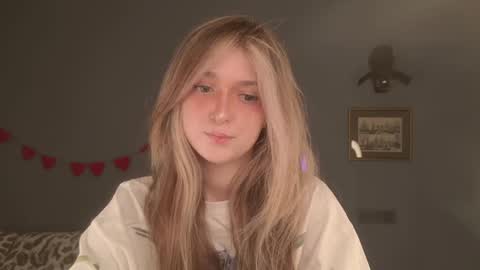 Bella online show from April 3, 2026, 5:38 am