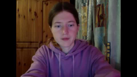 Snapshot of purple_cat55 chatting on September 21, 2025, 6:09 pm purple_cat55 online show from September 21, 2025, 6:09 pm