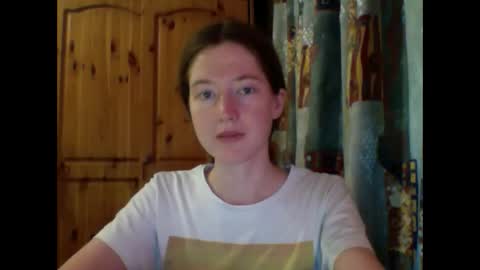 Snapshot of purple_cat55 chatting on October 5, 2025, 9:18 am purple_cat55 online show from October 5, 2025, 9:18 am