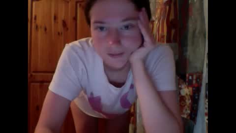 Snapshot of purple_cat55 chatting on October 7, 2025, 9:50 am purple_cat55 online show from October 7, 2025, 9:50 am