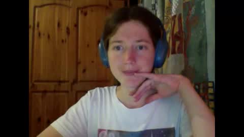 Snapshot of purple_cat55 chatting on October 8, 2025, 8:28 pm purple_cat55 online show from October 8, 2025, 8:28 pm