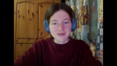 Snapshot of purple_cat55 chatting on October 18, 2025, 9:21 am purple_cat55 online show from October 18, 2025, 9:21 am