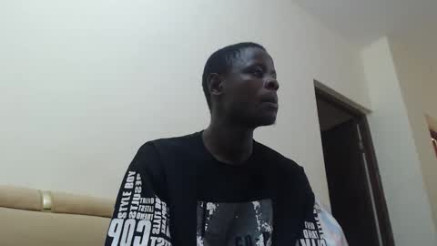 purple_hearts online show from January 19, 2026, 7:34 am