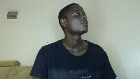 purple_hearts online show from March 25, 2026, 9:37 am