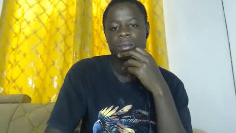 purple_hearts online show from April 5, 2026, 9:28 am