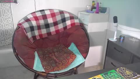 Lil Kush  online show from January 19, 2025, 12:17 pm