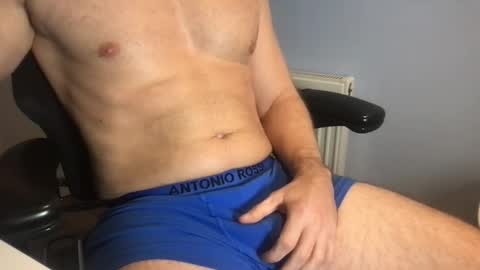 purplelamb1984 online show from October 29, 2025, 10:06 am