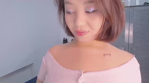 Snapshot of purrrfectmiko chatting on November 17, 2025, 4:57 pm Miko online show from November 17, 2025, 4:57 pm