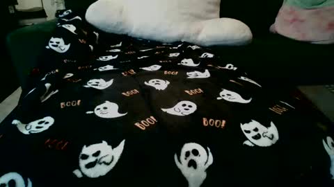 River online show from October 28, 2025, 2:04 am