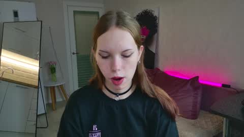 Snapshot of pussy_without_pussy chatting on February 27, 2026, 6:19 pm Dasha online show from February 27, 2026, 6:19 pm