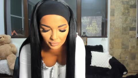 Snapshot of pussydollxx chatting on February 5, 2025, 7:31 pm Andreea online show from February 5, 2025, 7:31 pm