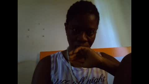 pussygoddess2 online show from April 27, 2026, 12:36 pm