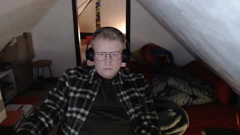 pussylovercb online show from March 30, 2026, 1:01 pm