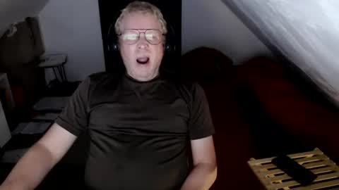 pussylovercb online show from July 7, 2026, 10:58 pm