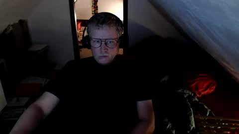 pussylovercb online show from July 22, 2026, 8:44 pm